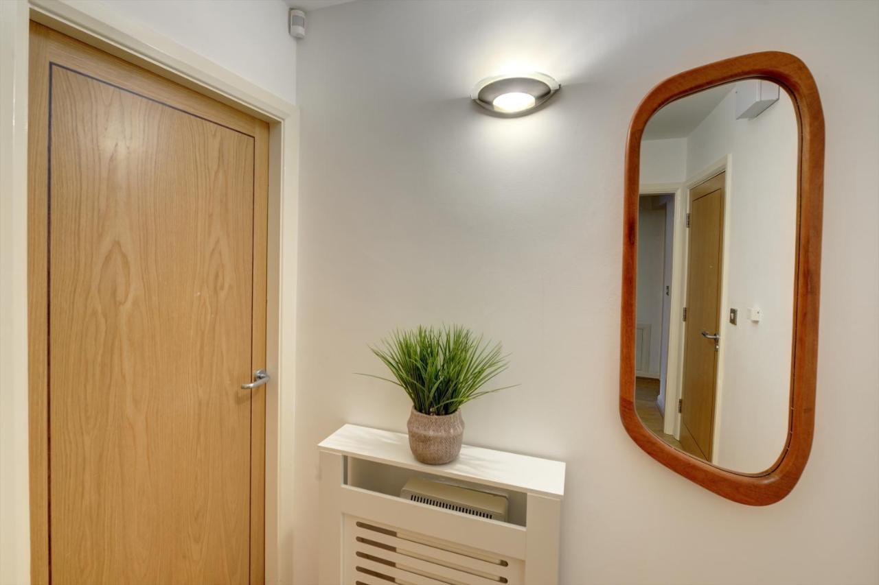 City Centre, 2 Bedroom, Secured Parking, 3 King Bed, Wifi Sleep 6 Guest Comfortable On Three King Size Beds, Jewellery Quarter , Birmingham City Centre , Allocated Secured Parking 외부 사진
