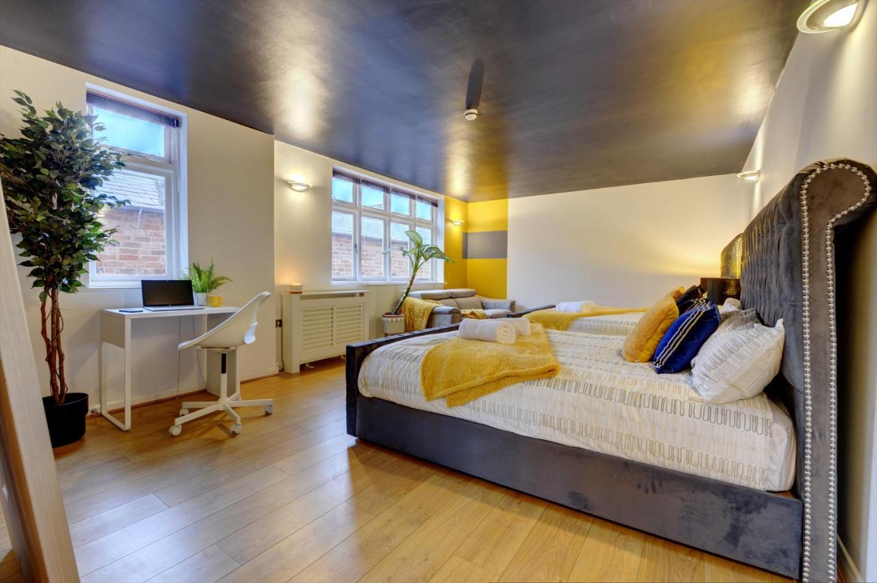 City Centre, 2 Bedroom, Secured Parking, 3 King Bed, Wifi Sleep 6 Guest Comfortable On Three King Size Beds, Jewellery Quarter , Birmingham City Centre , Allocated Secured Parking 외부 사진