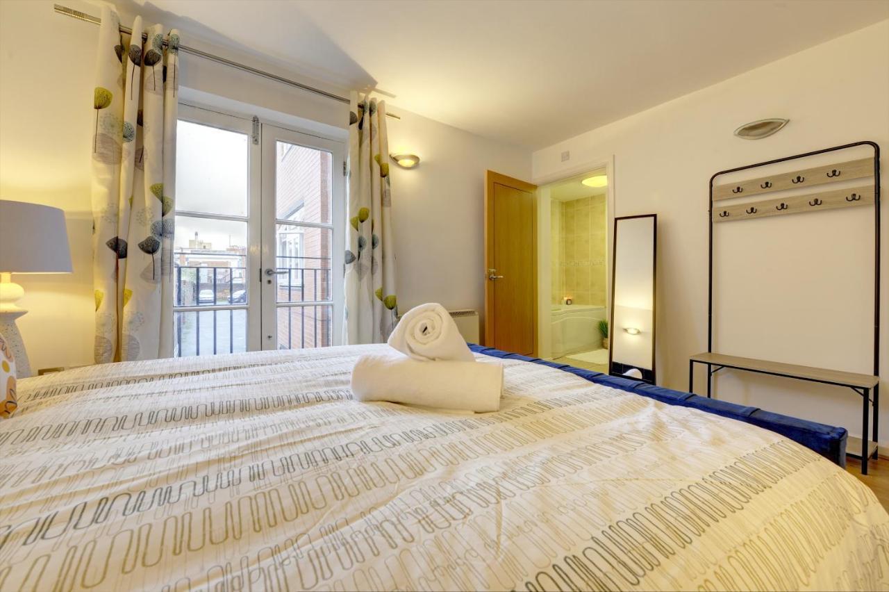 City Centre, 2 Bedroom, Secured Parking, 3 King Bed, Wifi Sleep 6 Guest Comfortable On Three King Size Beds, Jewellery Quarter , Birmingham City Centre , Allocated Secured Parking 외부 사진