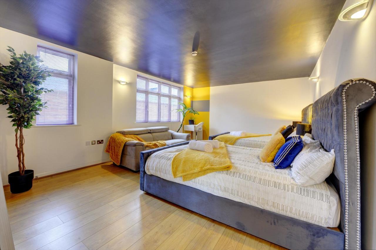 City Centre, 2 Bedroom, Secured Parking, 3 King Bed, Wifi Sleep 6 Guest Comfortable On Three King Size Beds, Jewellery Quarter , Birmingham City Centre , Allocated Secured Parking 외부 사진