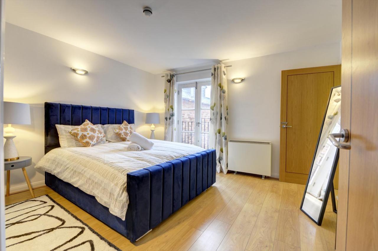 City Centre, 2 Bedroom, Secured Parking, 3 King Bed, Wifi Sleep 6 Guest Comfortable On Three King Size Beds, Jewellery Quarter , Birmingham City Centre , Allocated Secured Parking 외부 사진