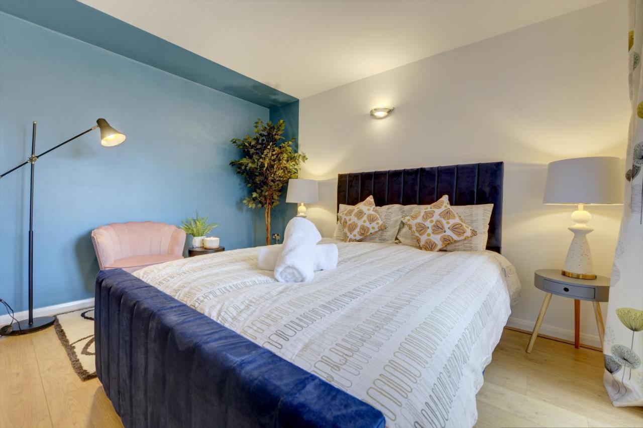 City Centre, 2 Bedroom, Secured Parking, 3 King Bed, Wifi Sleep 6 Guest Comfortable On Three King Size Beds, Jewellery Quarter , Birmingham City Centre , Allocated Secured Parking 외부 사진