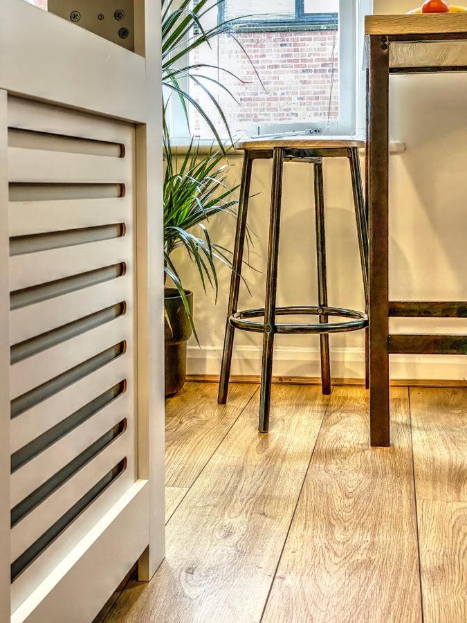 City Centre, 2 Bedroom, Secured Parking, 3 King Bed, Wifi Sleep 6 Guest Comfortable On Three King Size Beds, Jewellery Quarter , Birmingham City Centre , Allocated Secured Parking 외부 사진
