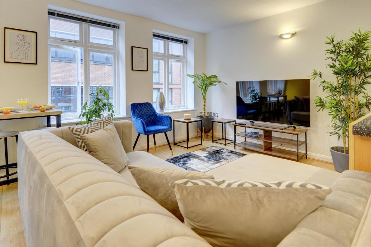 City Centre, 2 Bedroom, Secured Parking, 3 King Bed, Wifi Sleep 6 Guest Comfortable On Three King Size Beds, Jewellery Quarter , Birmingham City Centre , Allocated Secured Parking 외부 사진