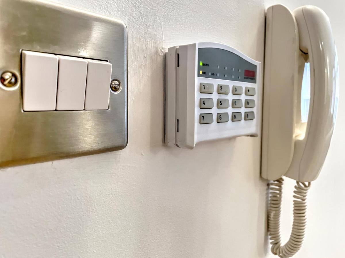 City Centre, 2 Bedroom, Secured Parking, 3 King Bed, Wifi Sleep 6 Guest Comfortable On Three King Size Beds, Jewellery Quarter , Birmingham City Centre , Allocated Secured Parking 외부 사진